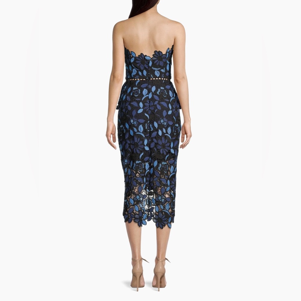 Elliatt Optics Floral Lace Peplum Dress XS Navy and Black - Picture 3 of 5